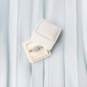 How You Can Wear Your Engagement Ring In 5 Different Ways